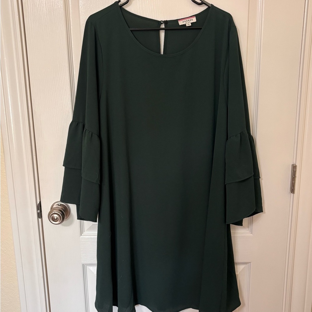 ANDREE BY UNIT Dark Green Bell Sleeve Dress